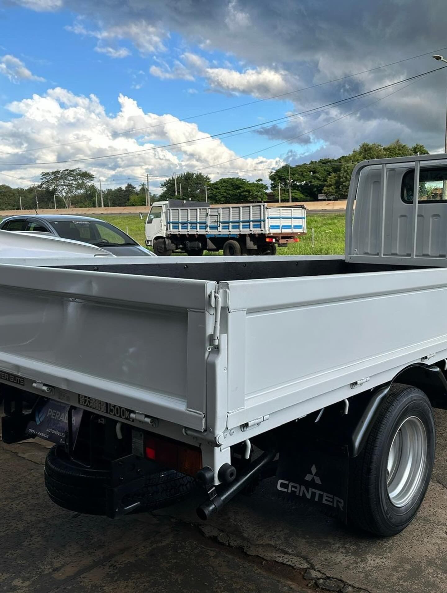 Mitsubishi Canter 2004 - Imagen 4