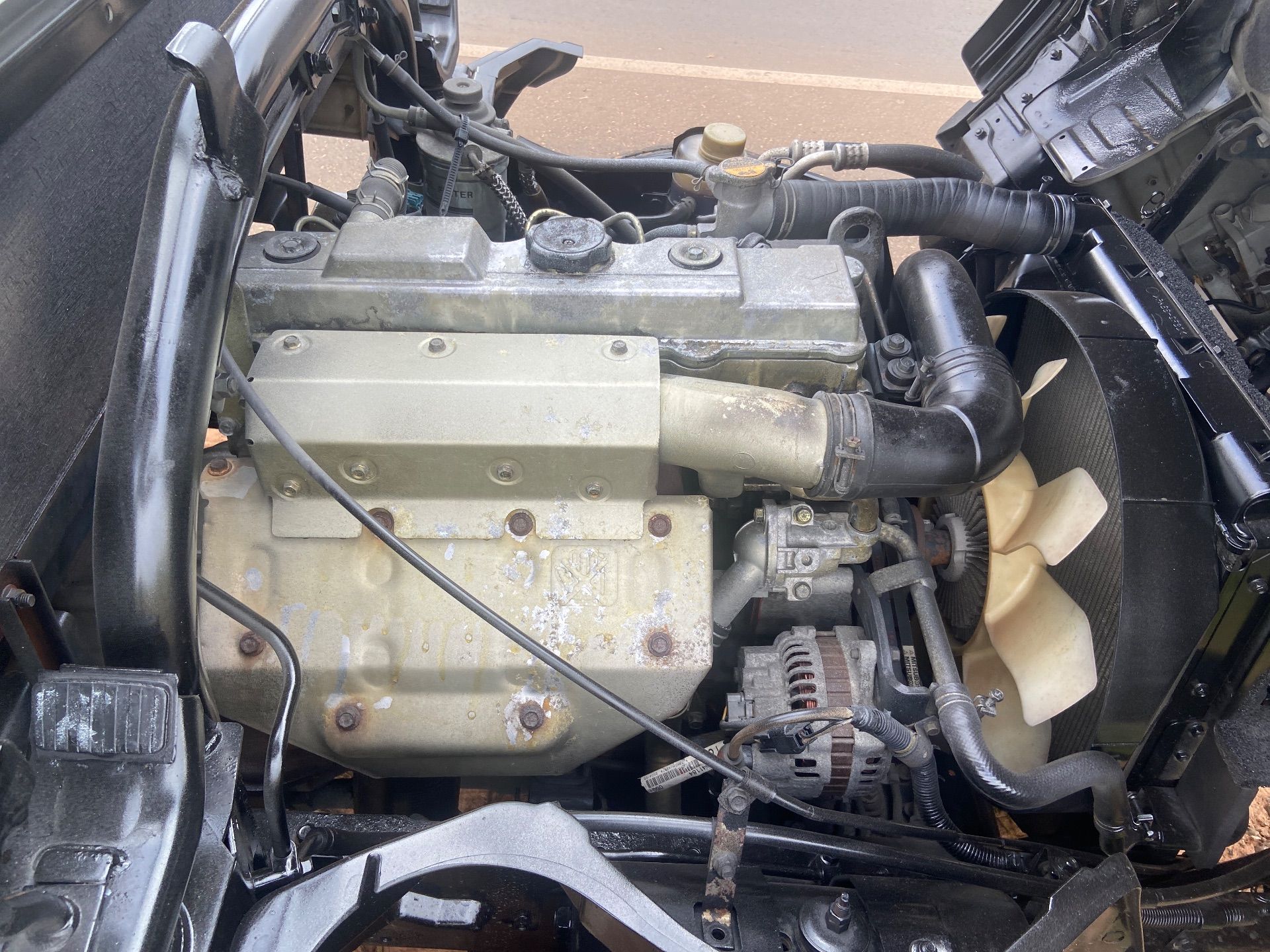 Mitsubishi Canter 2004 - Imagen 16