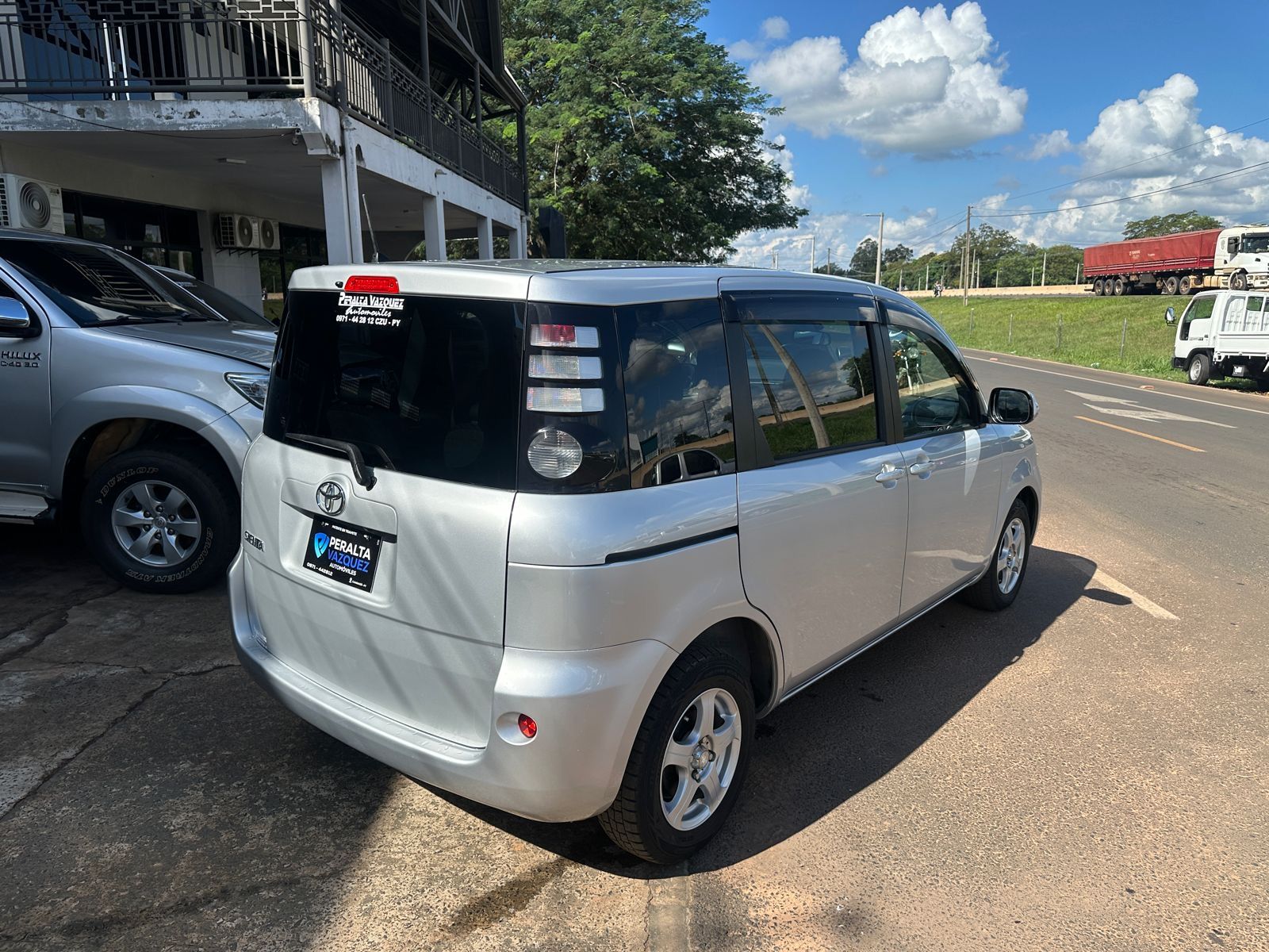 Toyota Sienta 2008 - Imagen 8