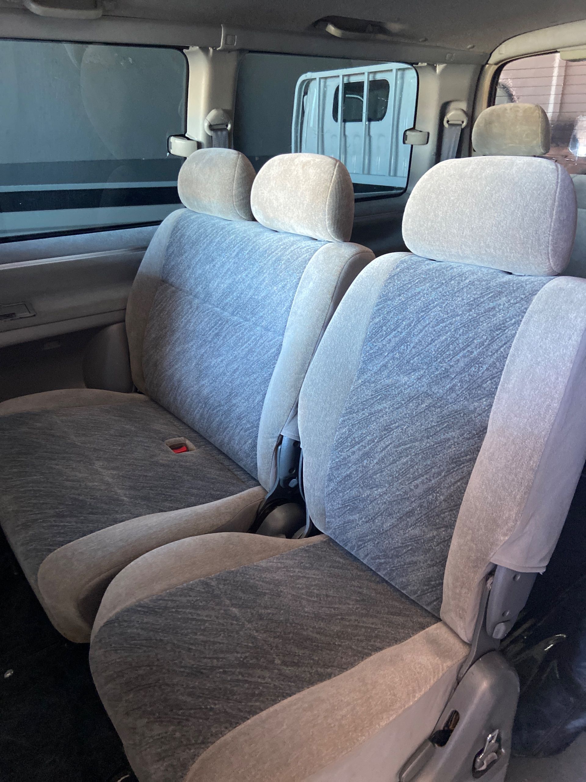 Toyota Regius 2001 - Imagen 8