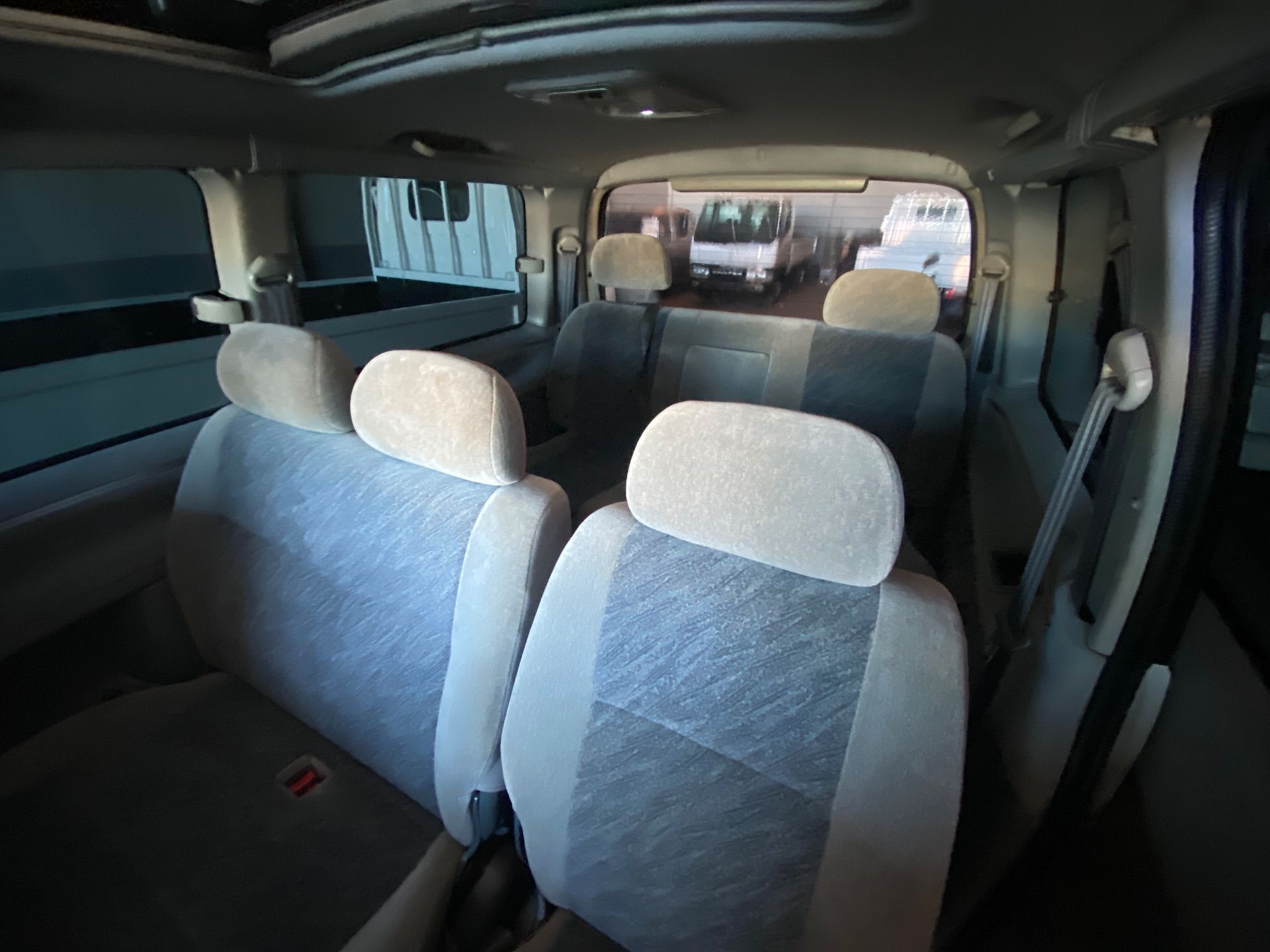Toyota Regius 2001 - Imagen 10