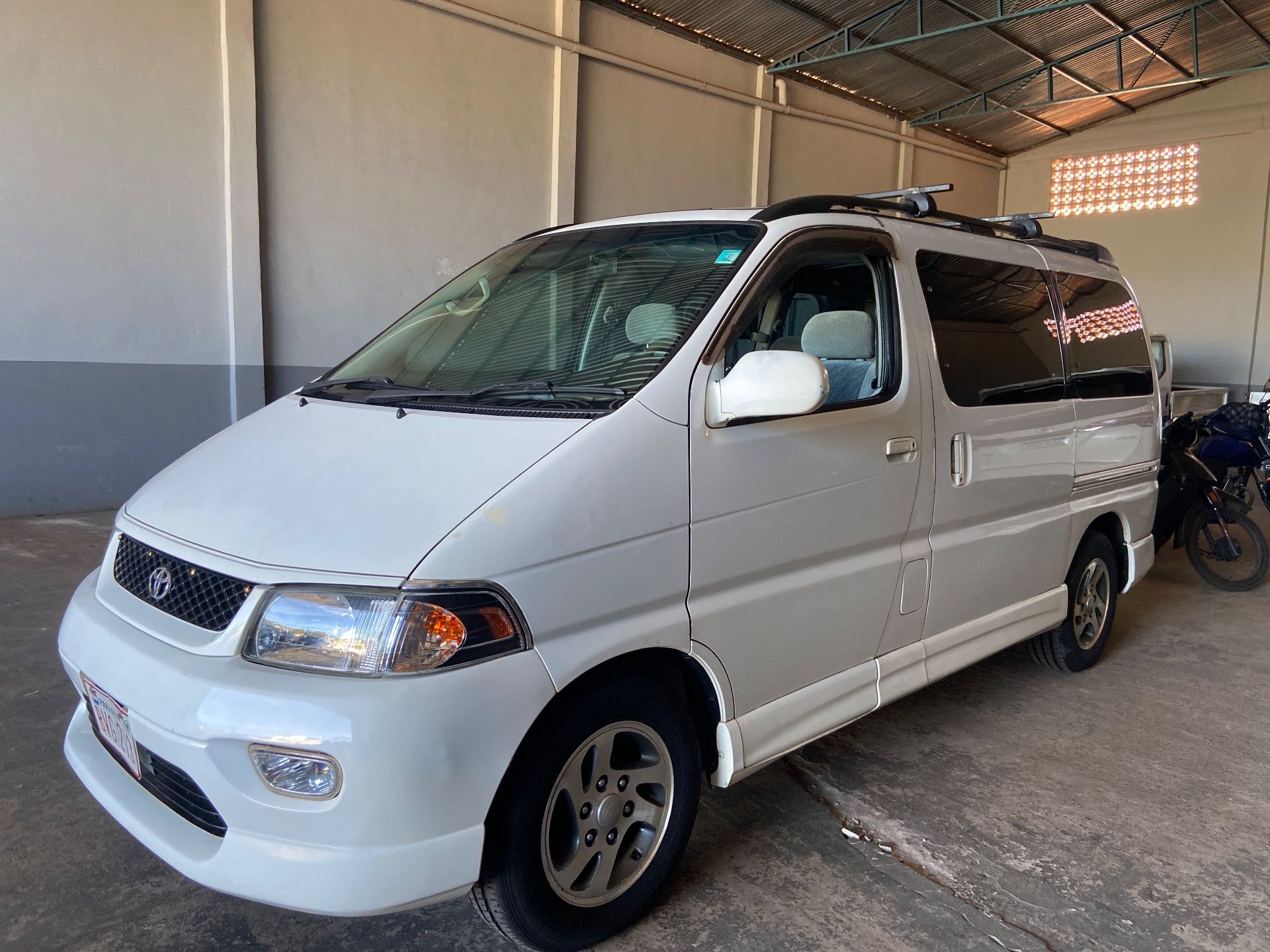 Toyota Regius 2001 - Imagen 17