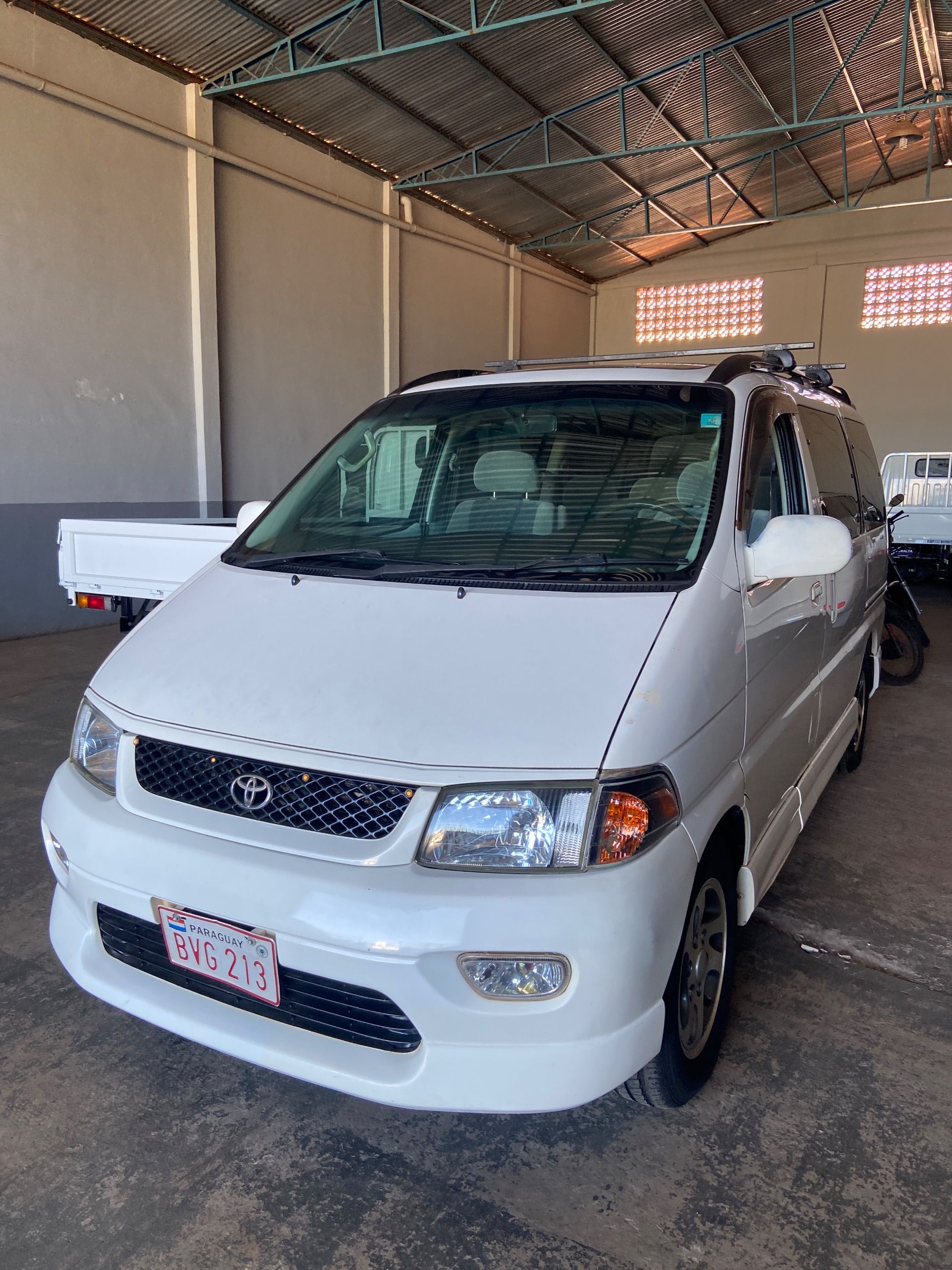 Toyota Regius 2001 - Imagen 18