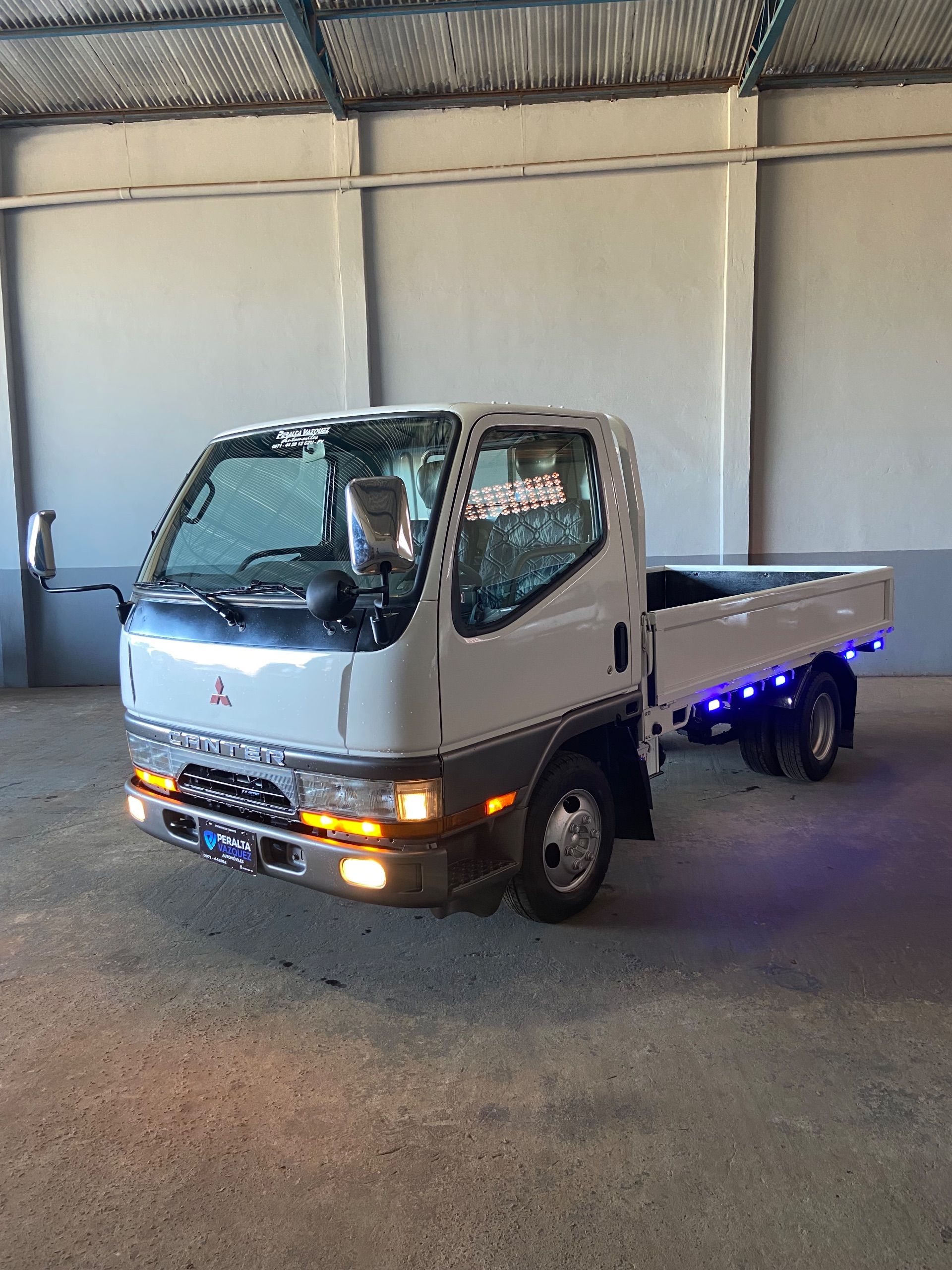 Mitsubishi Canter 1996 - Imagen 3