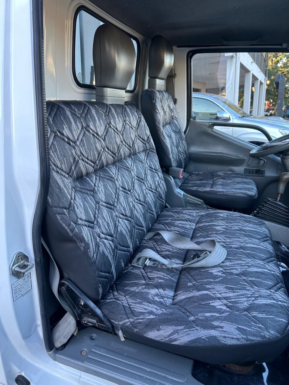 Mitsubishi Canter 1996 - Imagen 10