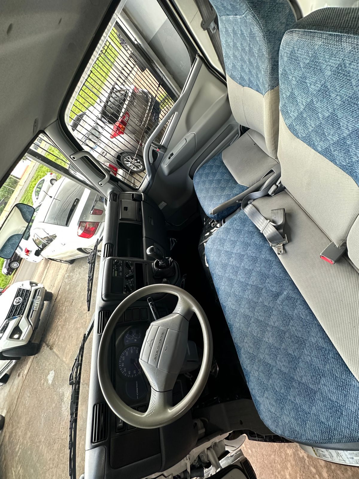 Mitsubishi Canter 2002 - Imagen 13